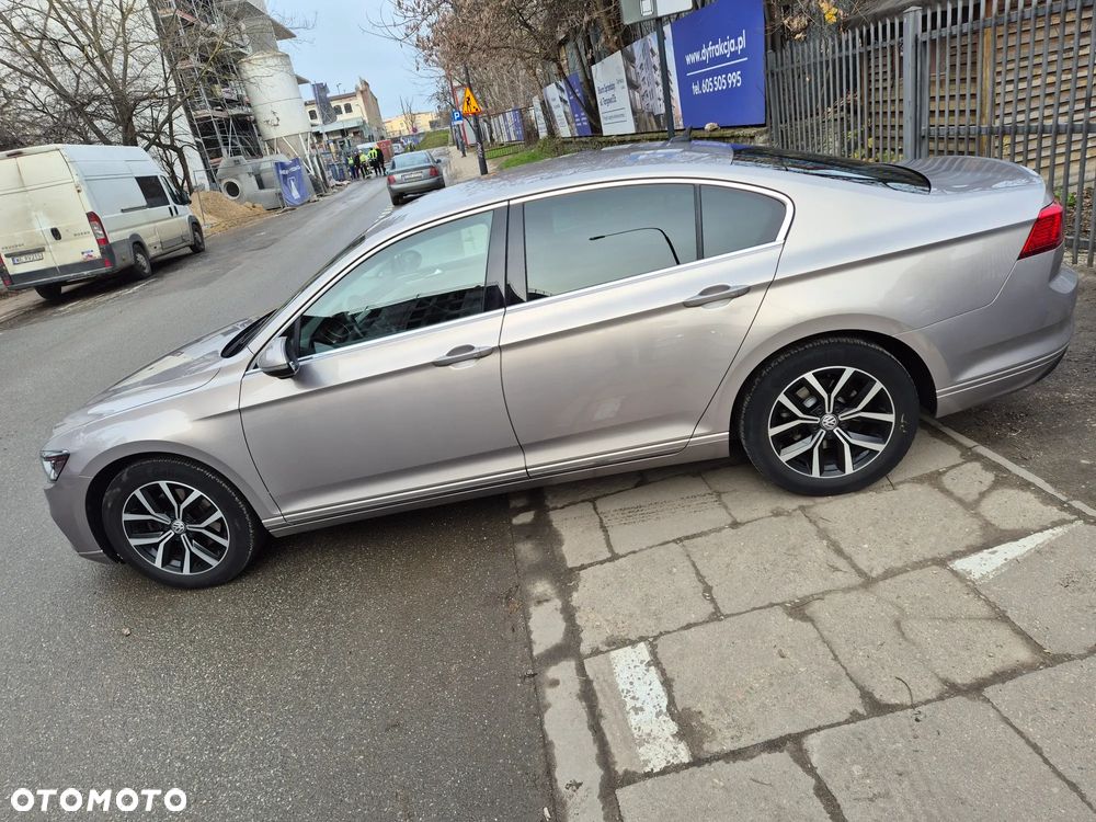 Volkswagen Passat 2.0 TSI Business DSG - 5