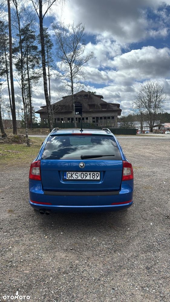 Skoda Octavia 2.0 TDI CR DPF RS - 4