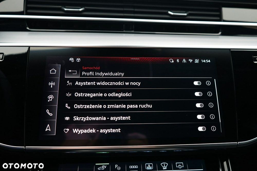 Audi A8 - 41