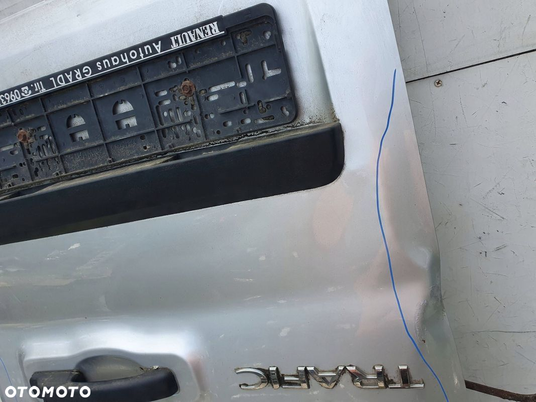 Renault Trafic III 3 14- Vivaro (X82) lewe furtki drzwi tylne tył - 11