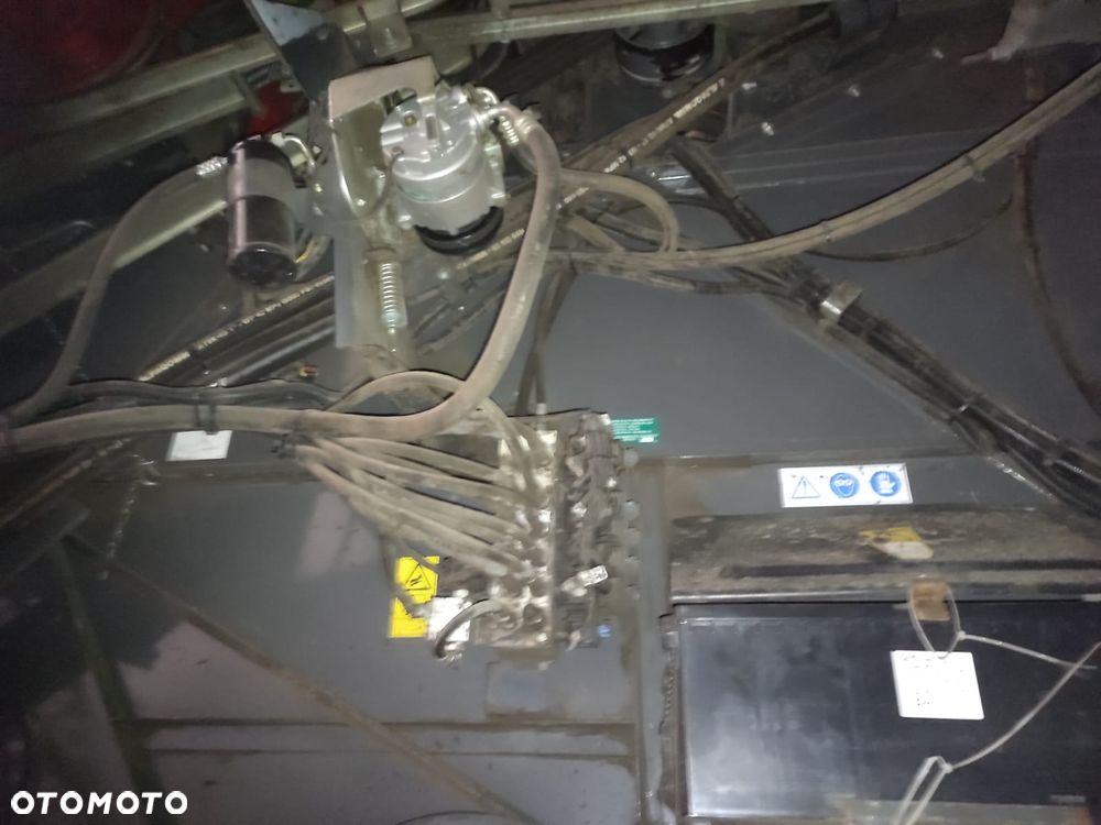 Massey Ferguson 7244 - 9