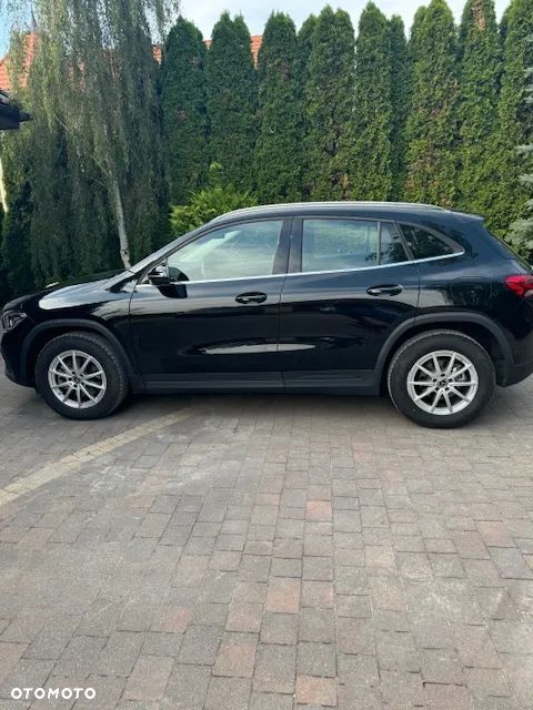 Mercedes-Benz GLA 180 d 8G-DCT - 8