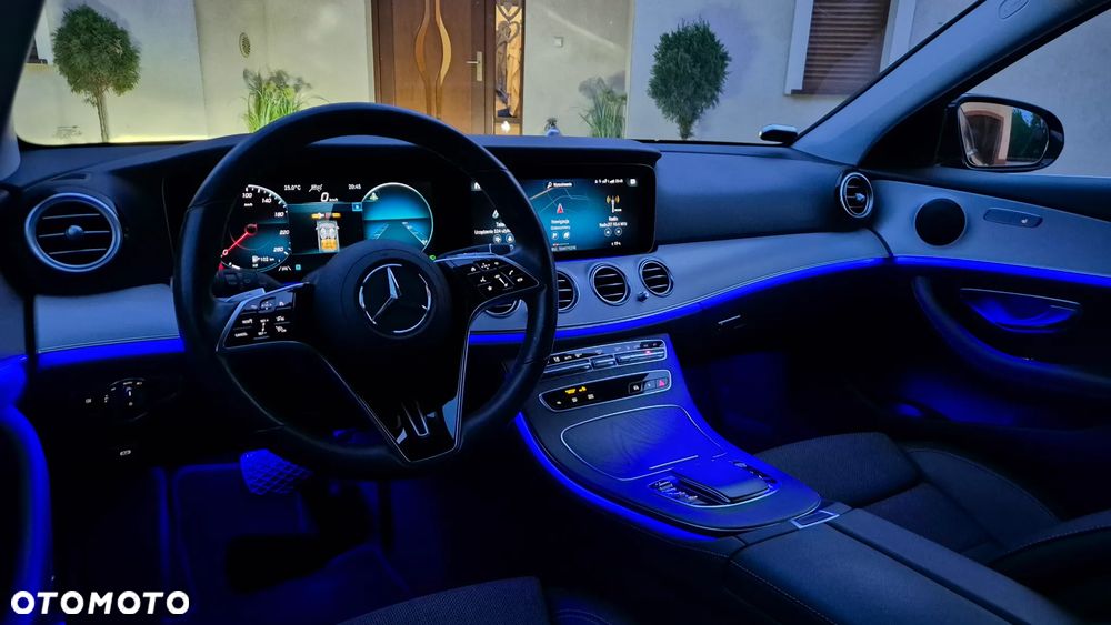 Mercedes-Benz Klasa E - 29
