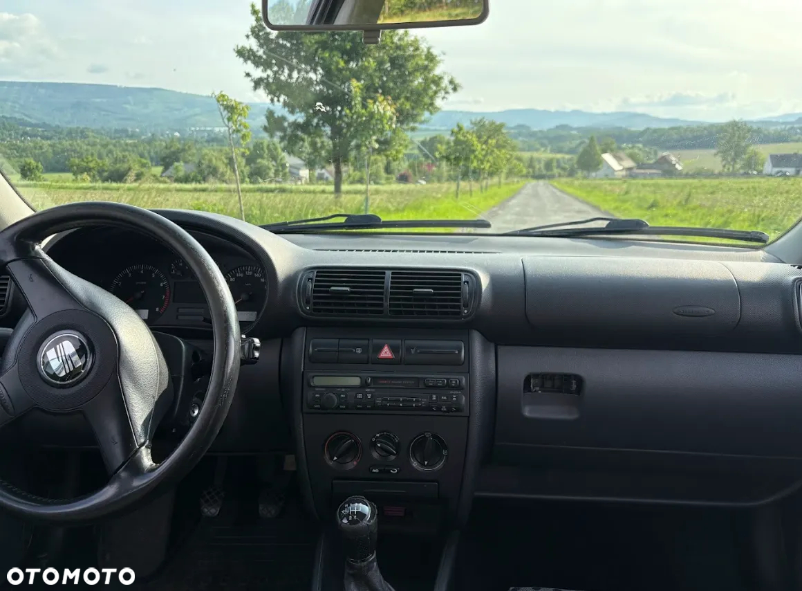 Seat Leon 1.6 Signo - 11
