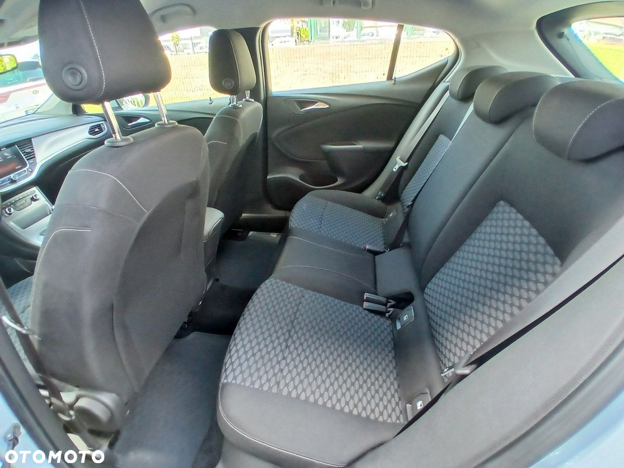 Opel Astra - 16