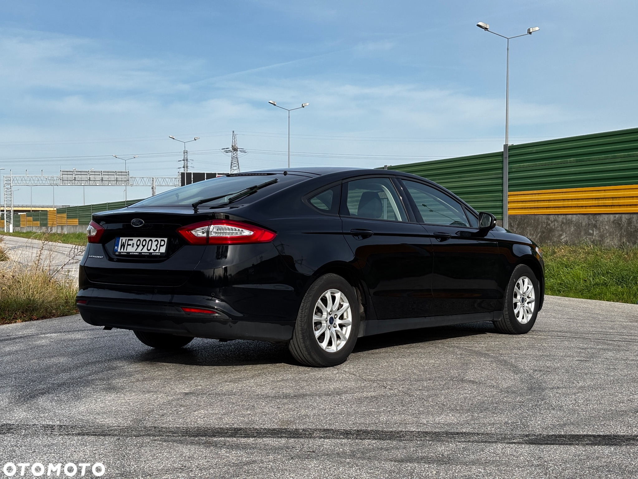 Ford Mondeo 1.5 EcoBoost Trend - 4