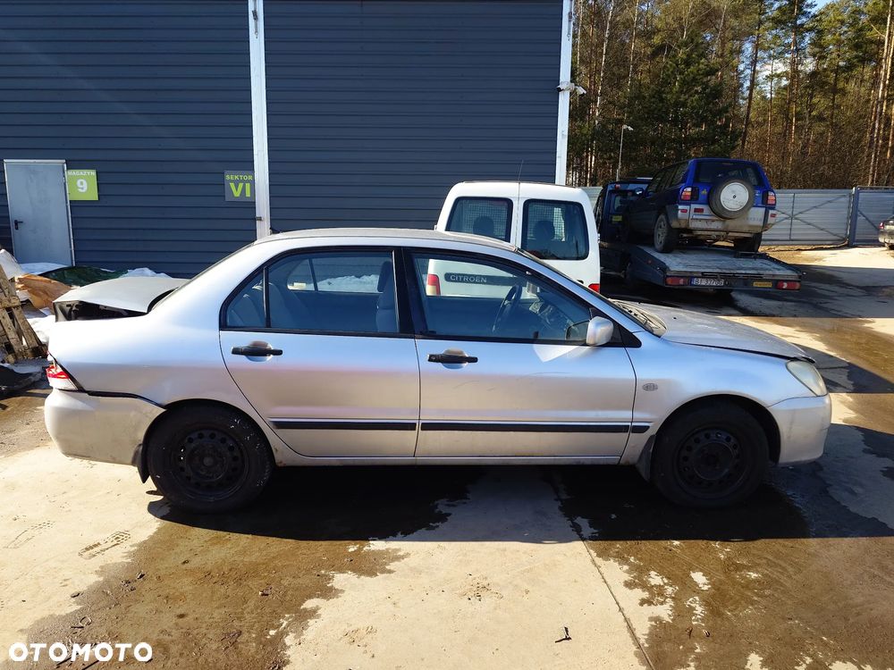 Mitsubishi Lancer 04R 1.6 72 KW NA CZĘŚCI - 4