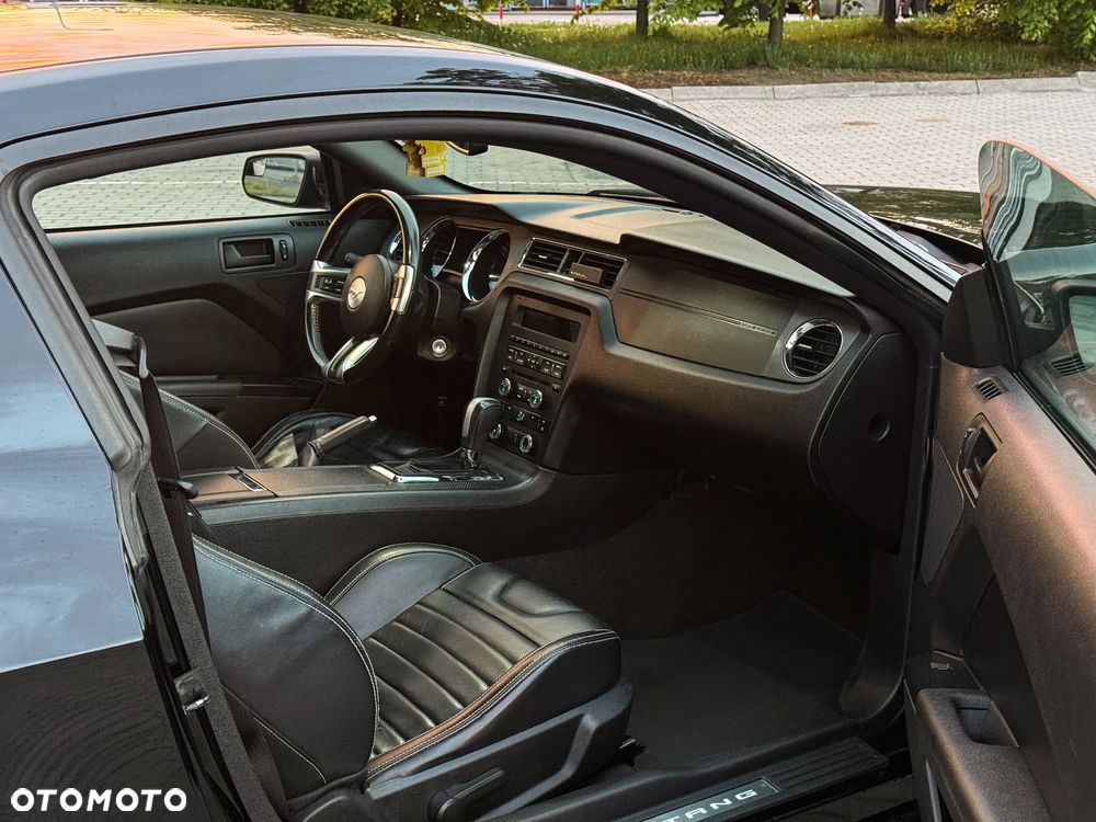Ford Mustang 3.7 V6 - 10