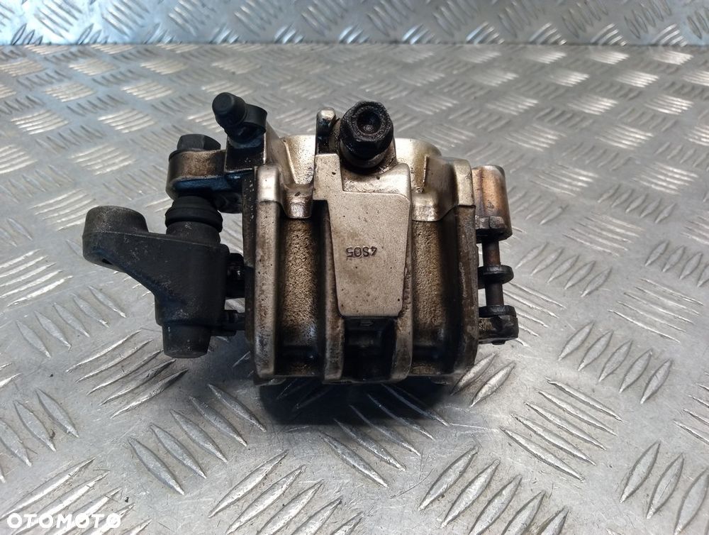 Zacisk hamulca przód HONDA VTX 1300 C/R/S/T 03-09r   PN. 45250-MEM-671 - 3