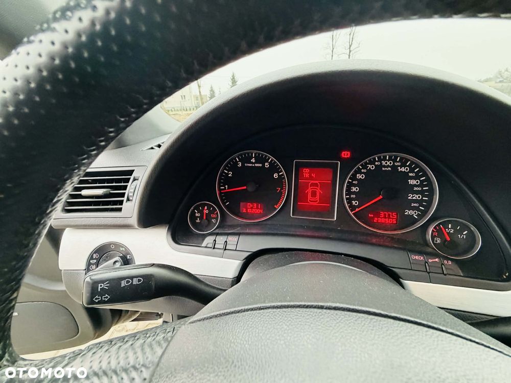 Audi A4 Avant 1.8T - 33