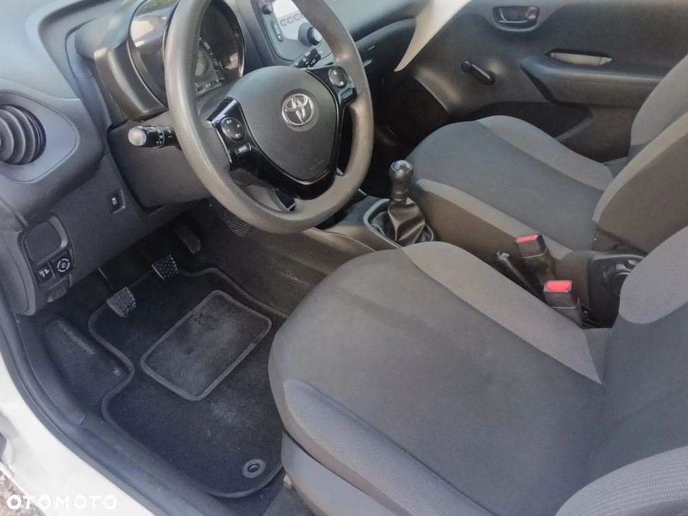 Toyota Aygo 1.0 VVT-i Black Edition - 12