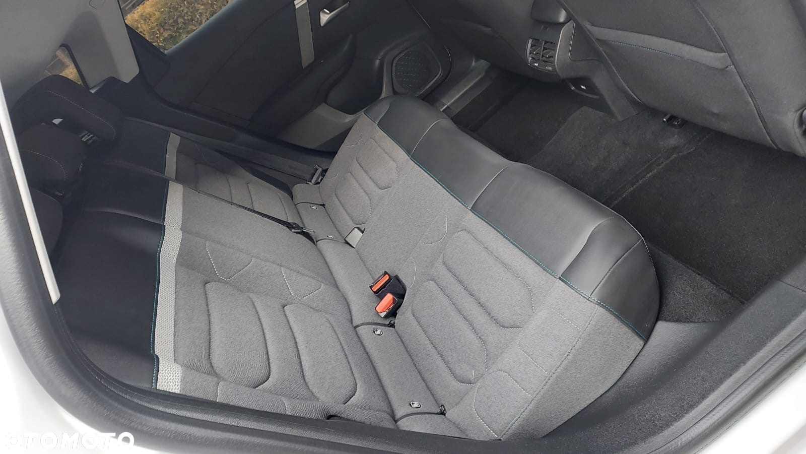 Citroën C4 1.5 BlueHDi Feel S&S - 22