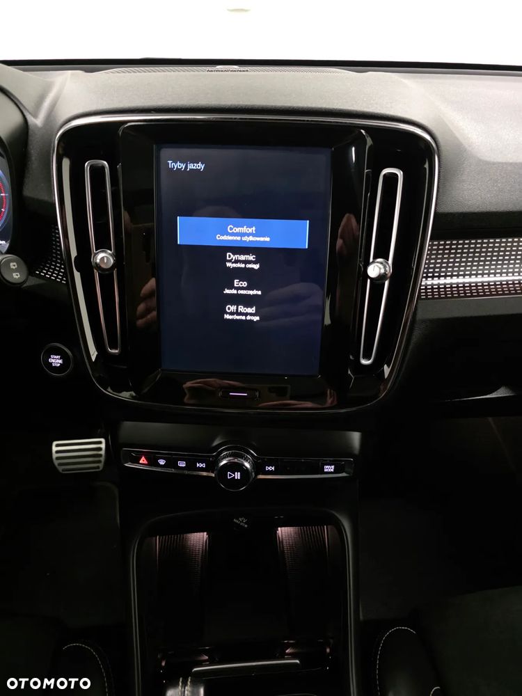 Volvo XC 40 D3 R-Design - 12