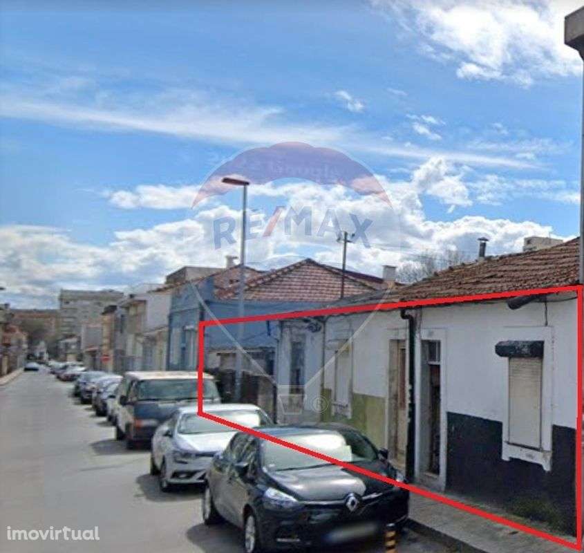 Moradia T11 para venda - Grande imagem: 2/3