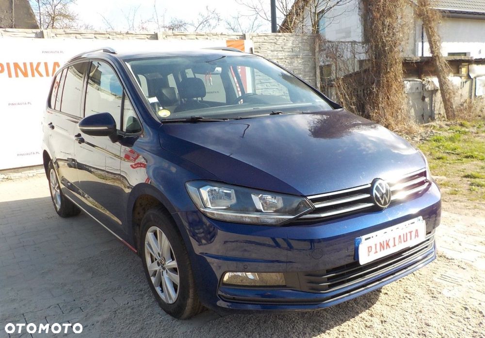 Volkswagen Touran - 1