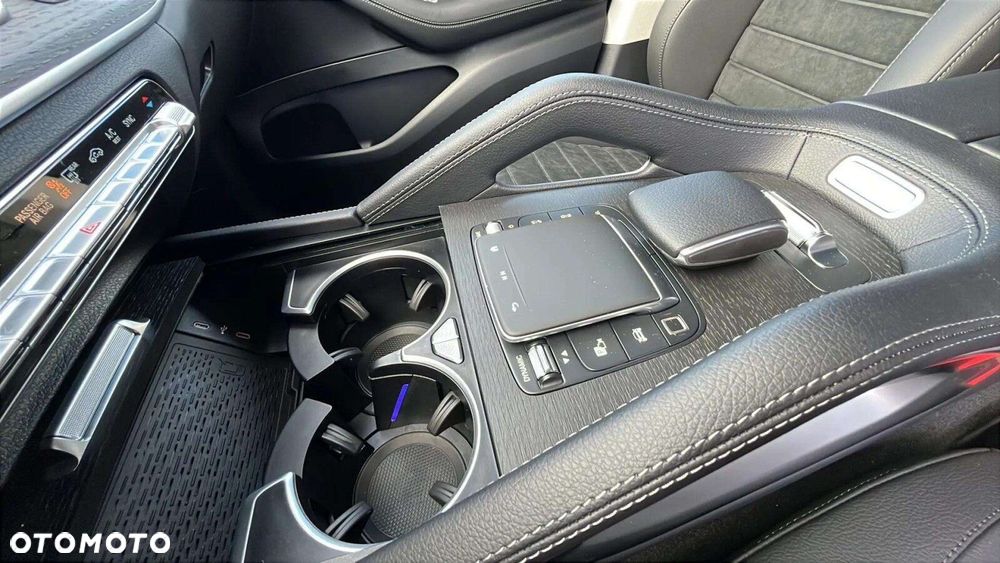Mercedes-Benz GLE - 11