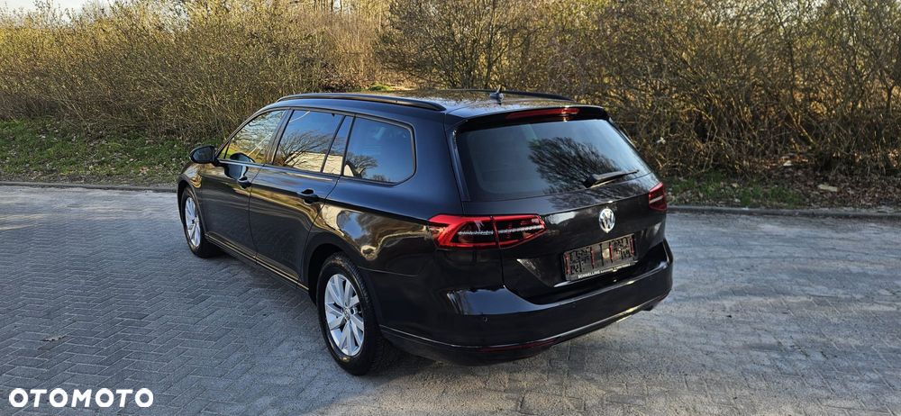 Volkswagen Passat - 3