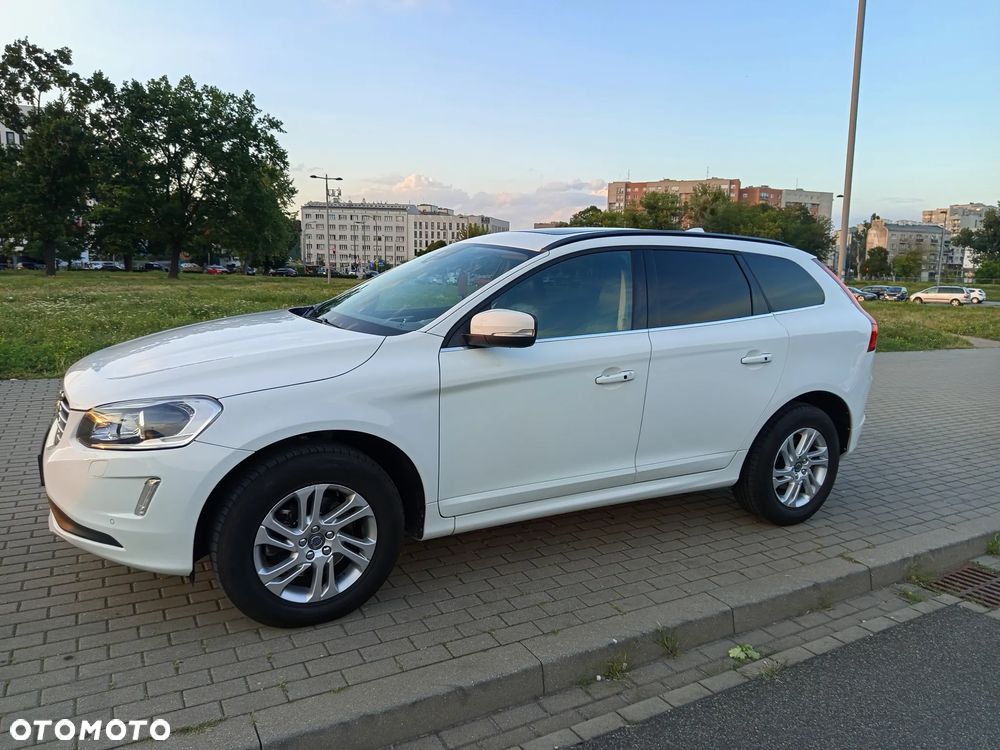 Volvo XC 60 D4 Drive-E Momentum - 29