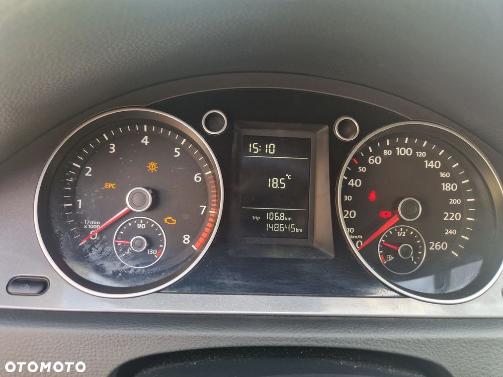 Volkswagen Passat - 9