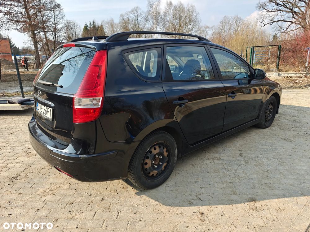 Hyundai i30 i30cw 1.6 CRDi Edition Plus - 3