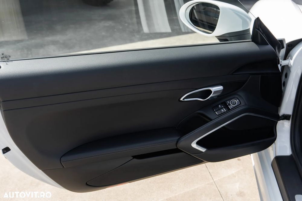 Porsche Boxster 718 PDK - 14