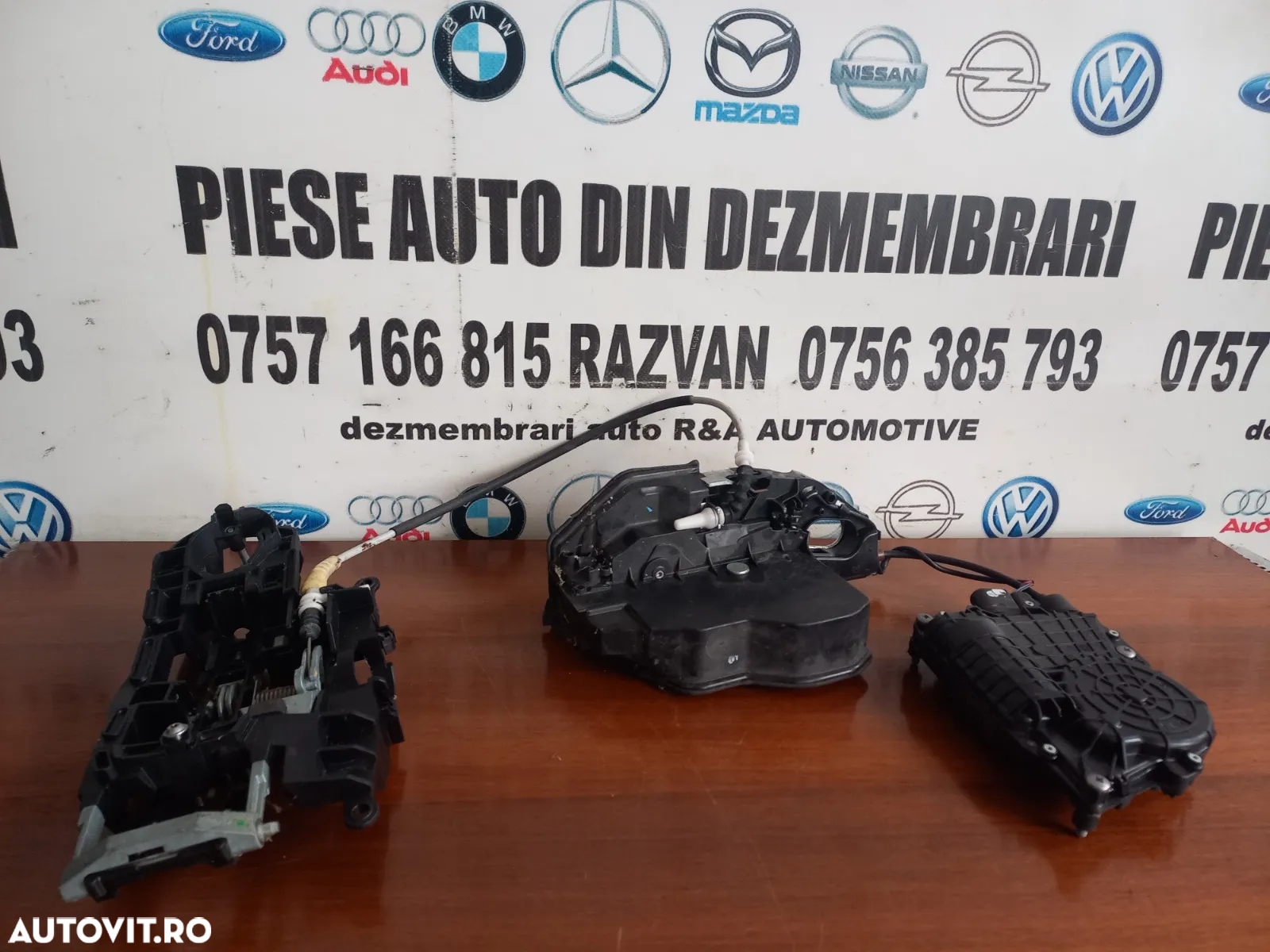 Broasca Blocator Incuietoare Soft Close Bmw F01 F02 F03 F04 Seria 7 Cod  - Dezmembrari Arad - 2