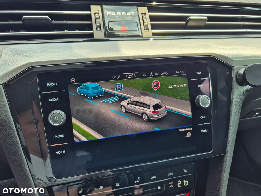 Volkswagen Passat 2.0 TDI EVO Elegance DSG - 28