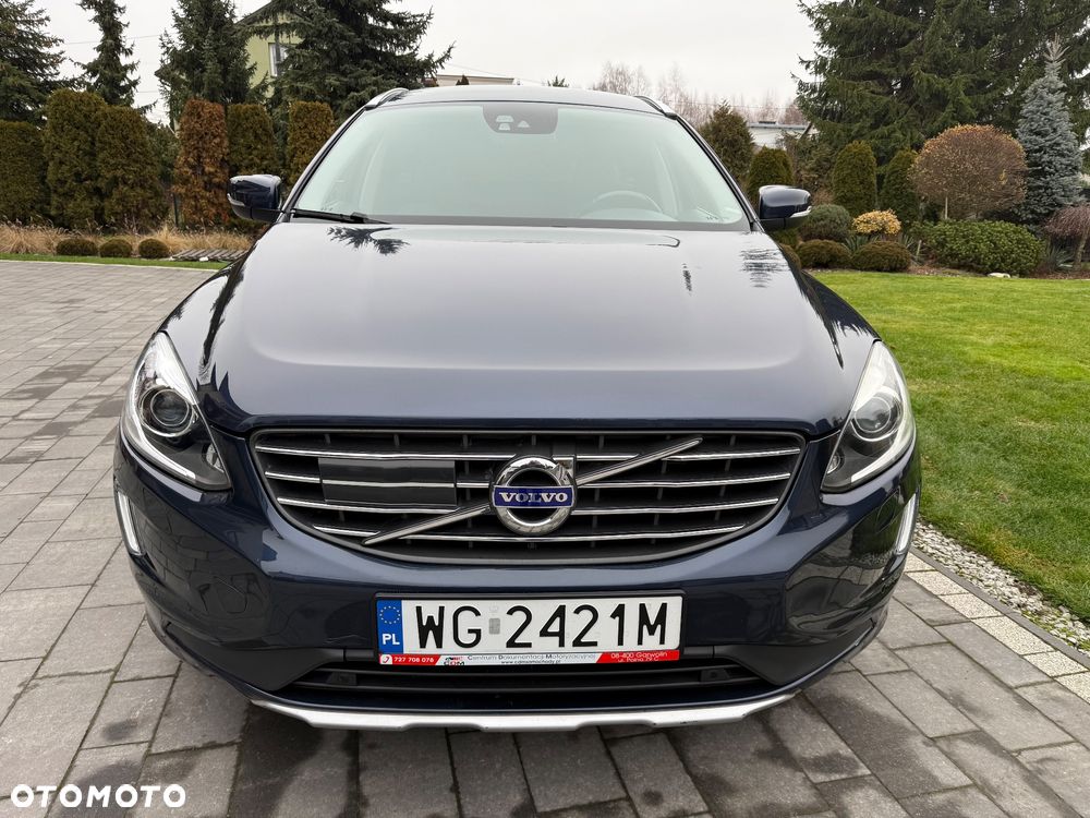 Volvo XC 60 D5 AWD Geartronic Summum - 13