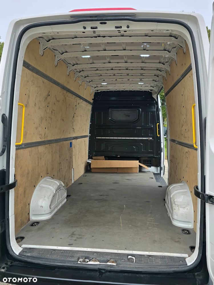 Volkswagen Crafter - 19