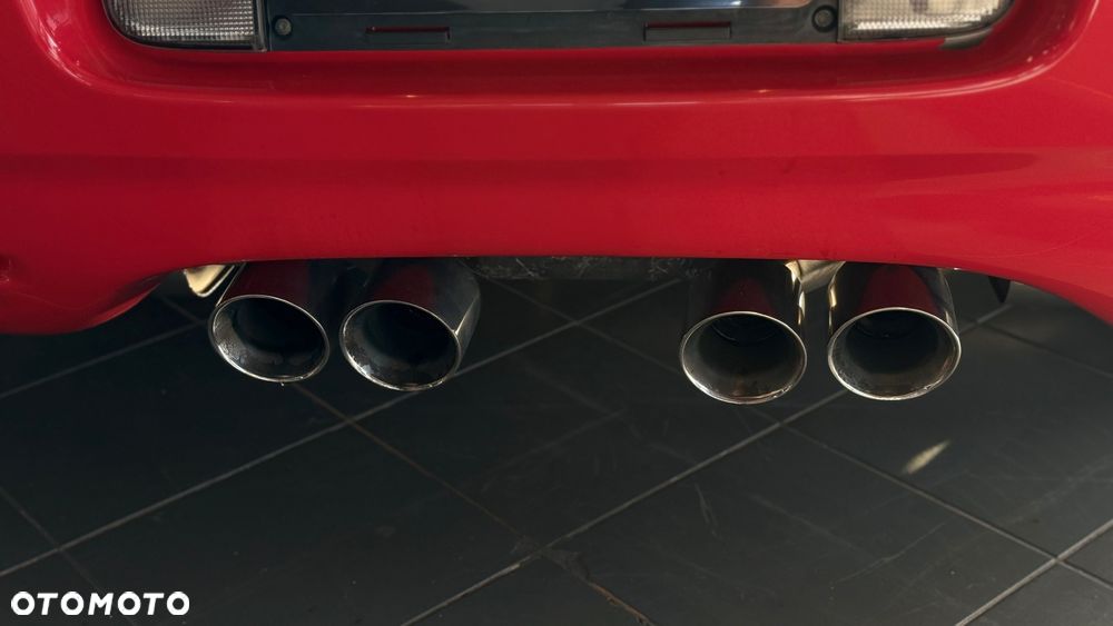 Chevrolet Corvette - 17