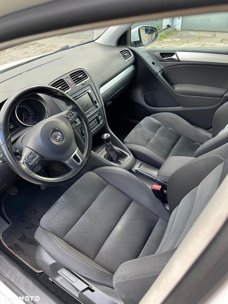 Volkswagen Golf 1.6 TDI Comfortline - 6