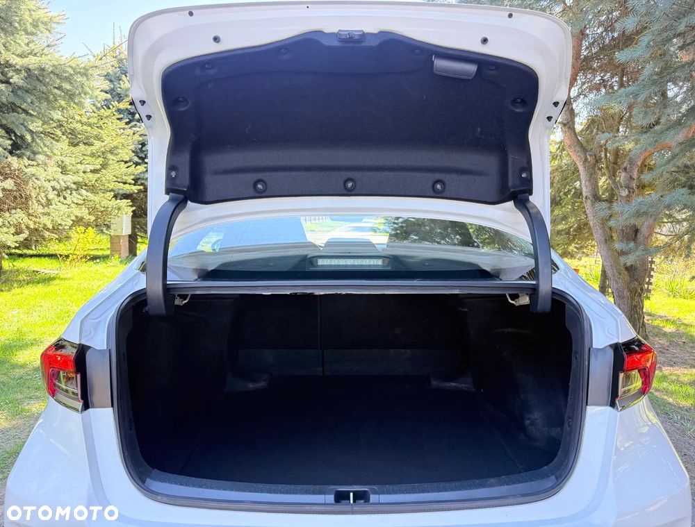 Toyota Corolla 1.5 Comfort - 33