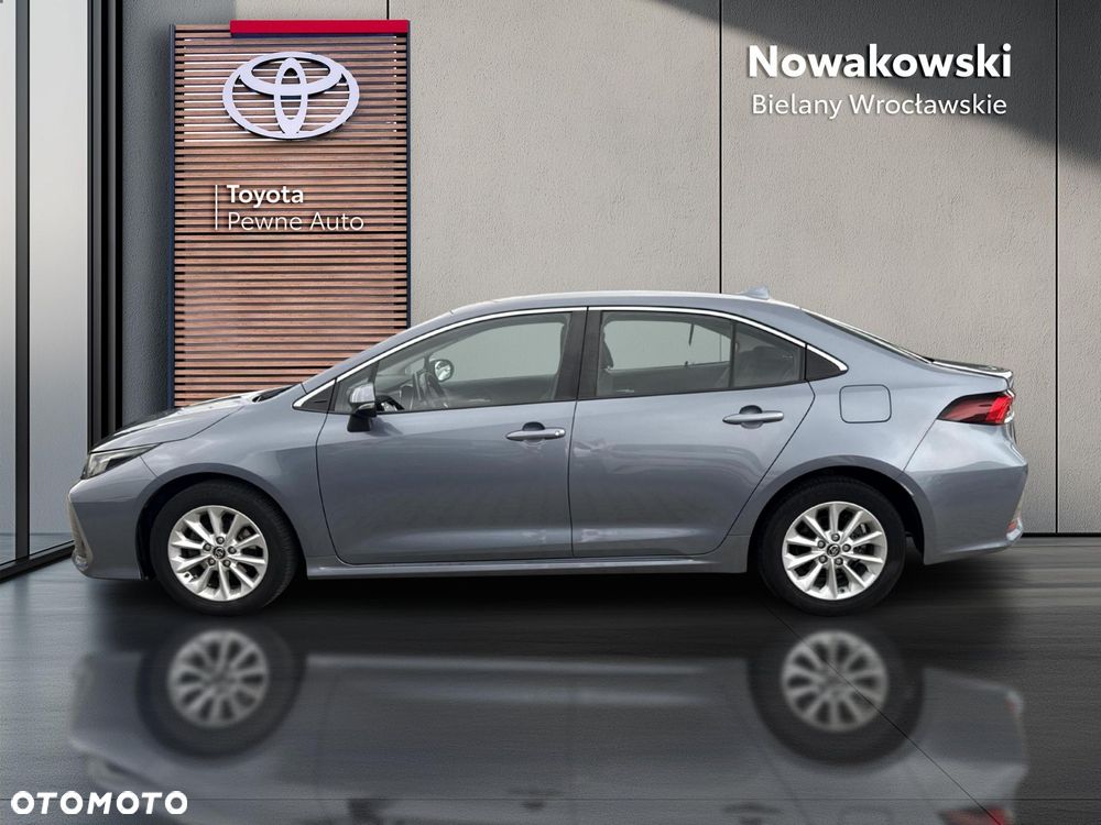 Toyota Corolla - 2