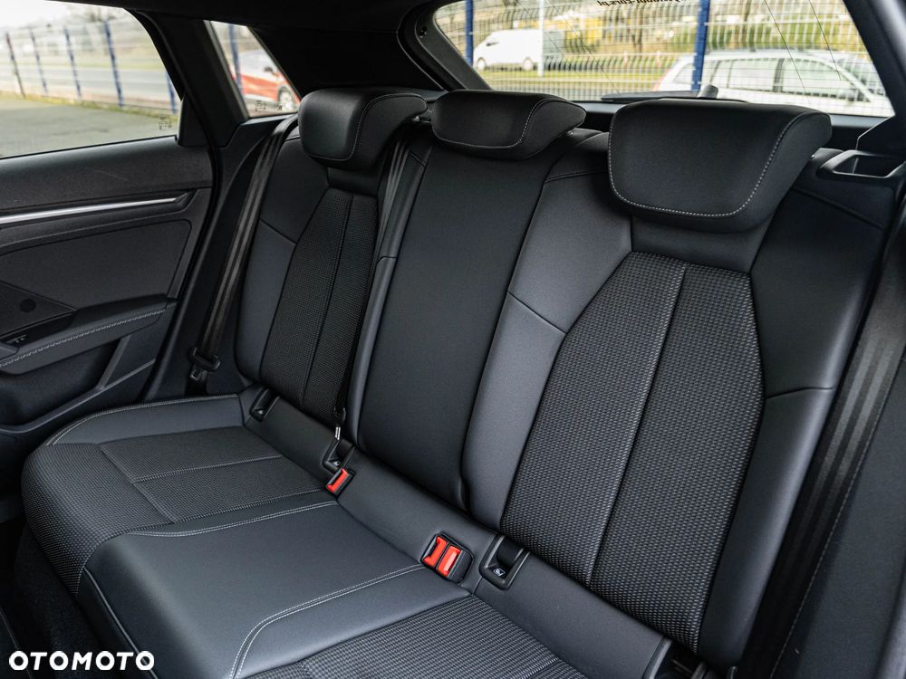 Audi A3 Sportback 35 TFSI S tronic S line - 27