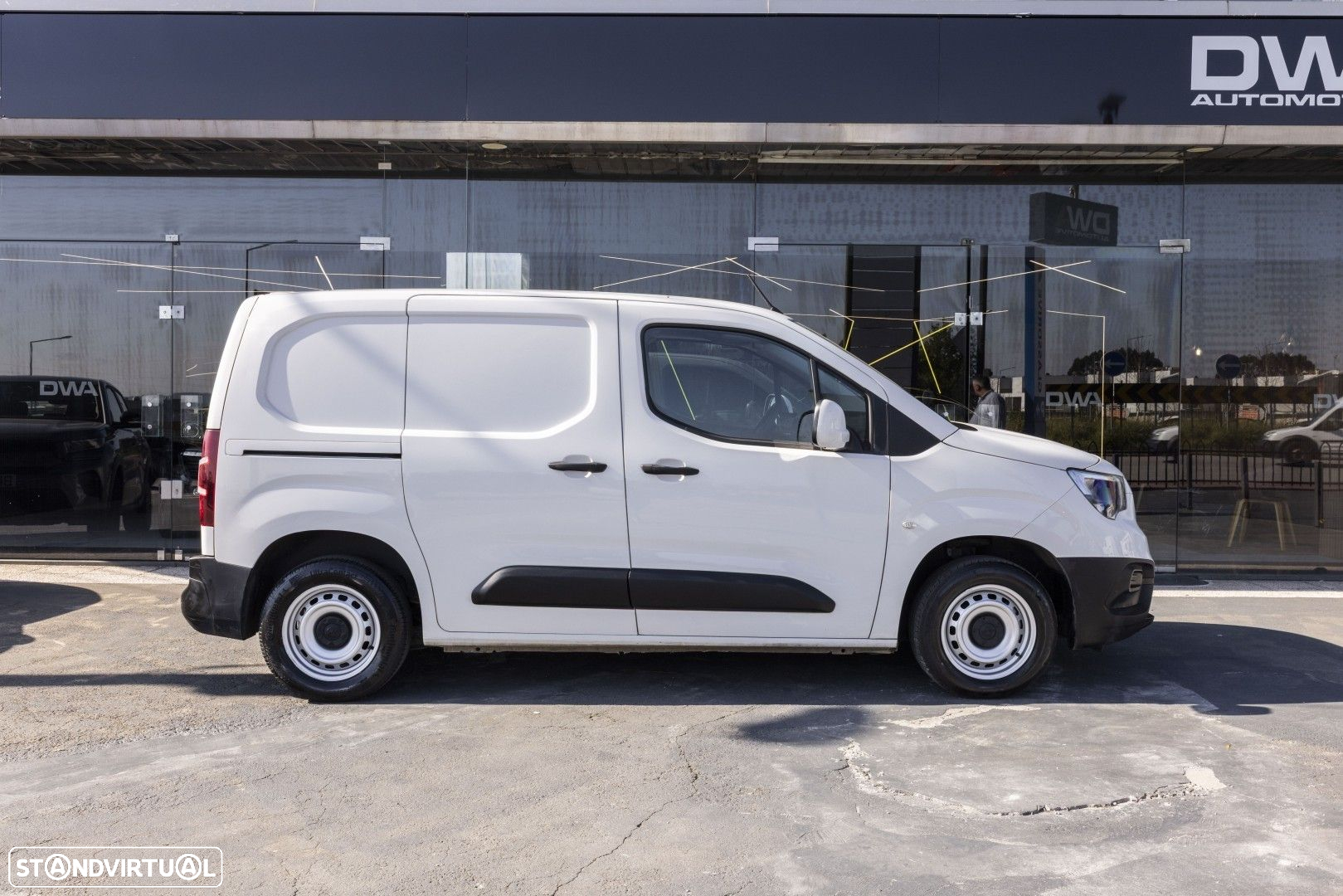 Opel Combo 1.5 CDTi L1H1 Enjoy - 3