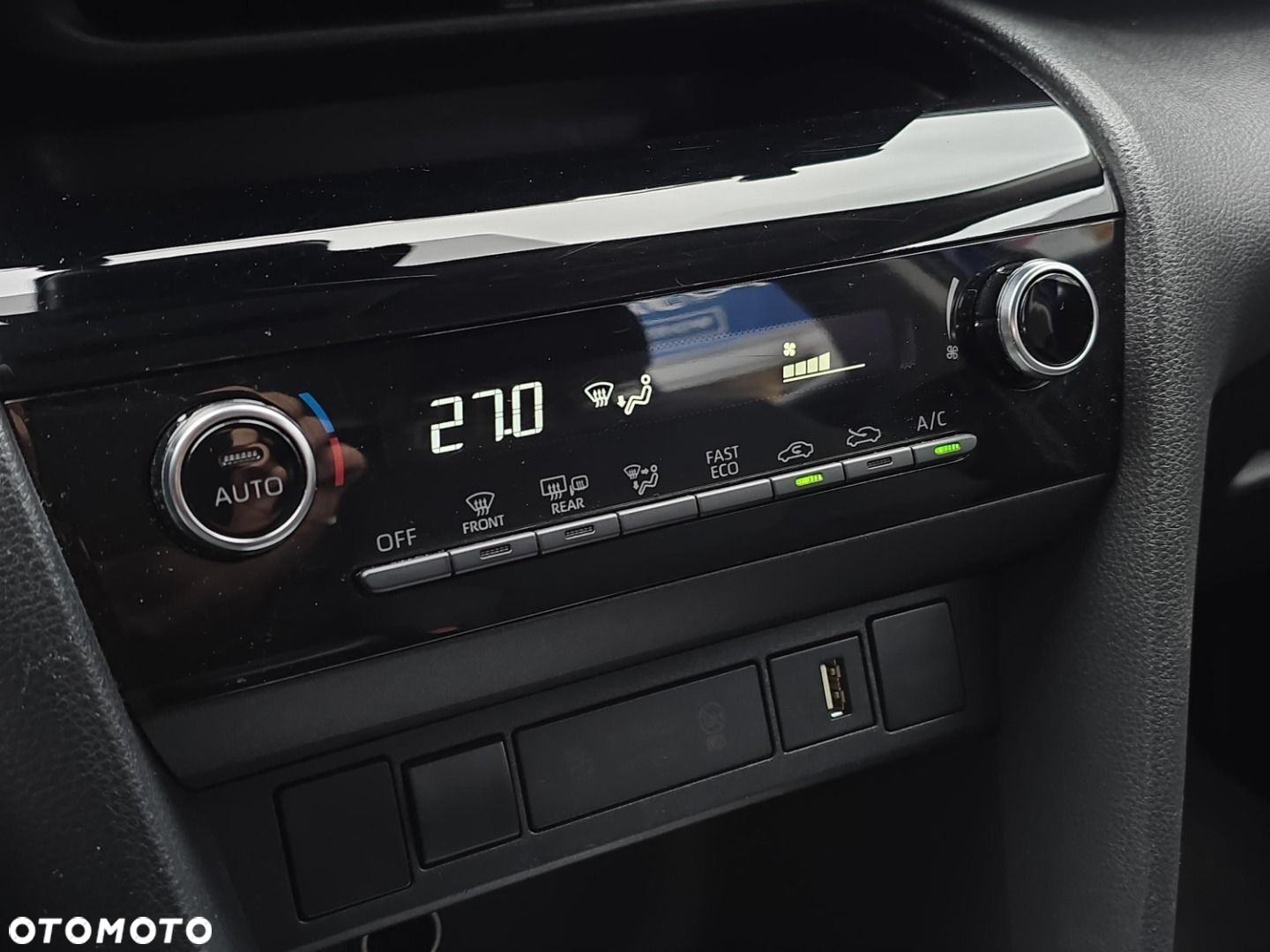 Toyota Yaris Cross - 19
