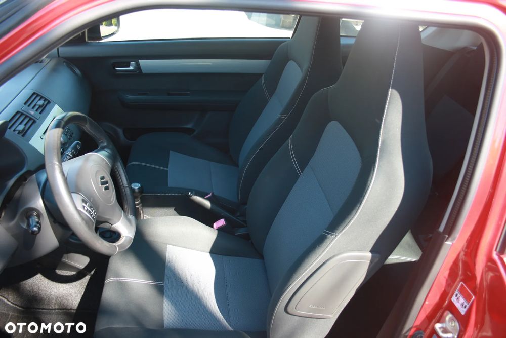 Suzuki Swift 1.3 Sunlight Edition - 15
