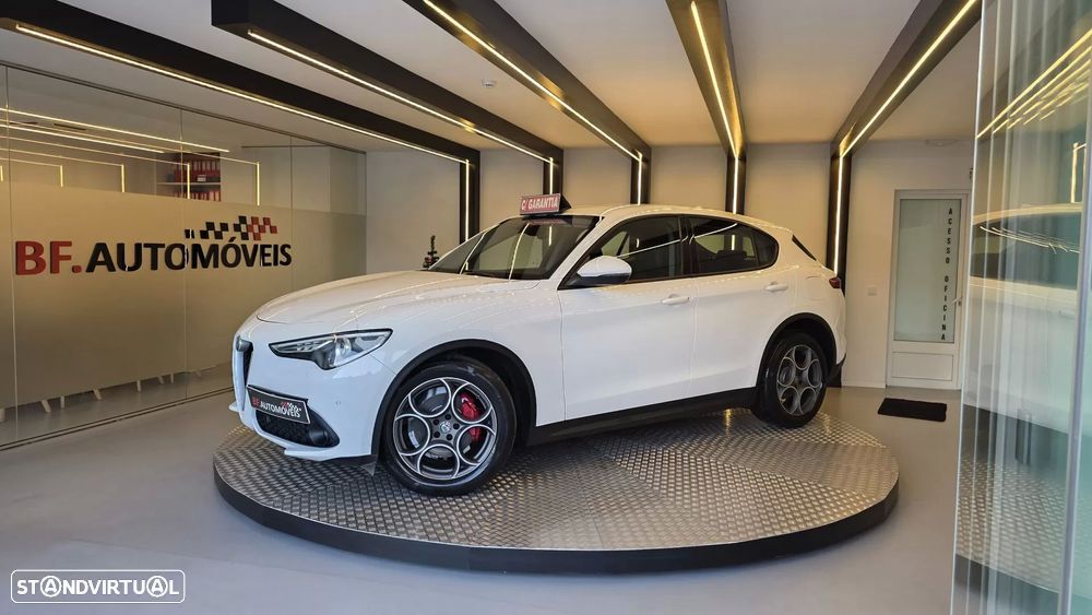 Alfa Romeo Stelvio 2.2 D Super AT8 - 14