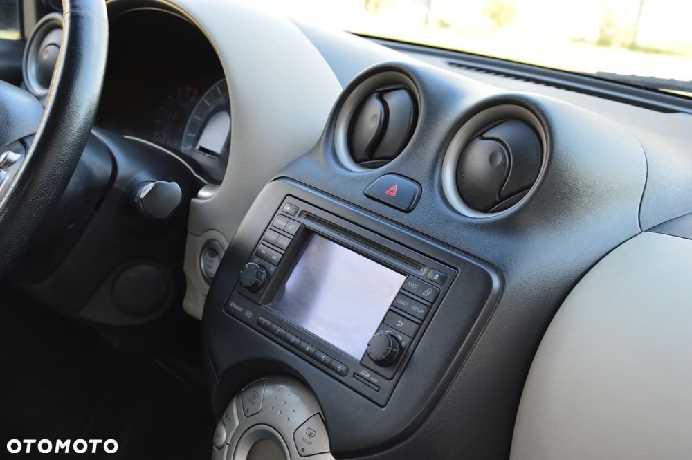 Nissan Micra 1.2 Tekna - 25