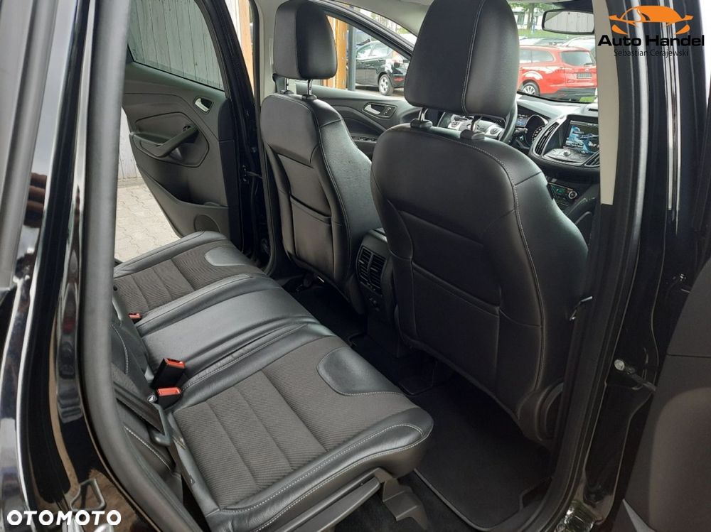 Ford Kuga 1.5 EcoBoost 2x4 Titanium - 34