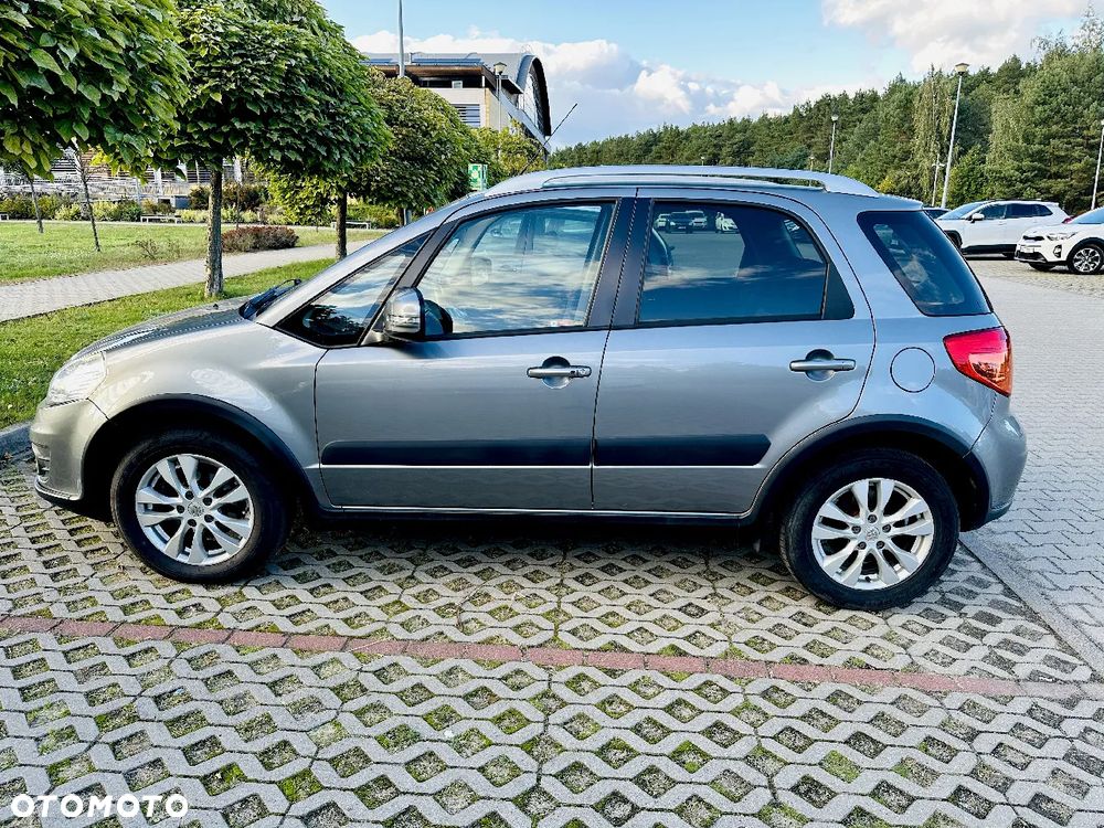 Suzuki SX4 1.6 Premium - 7