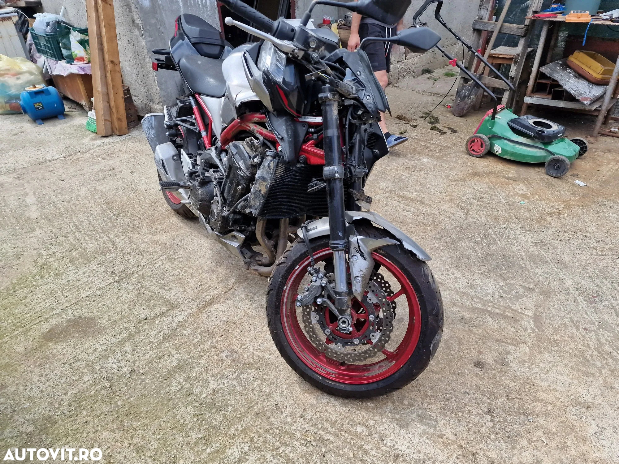 Kawasaki Z 900 - 3