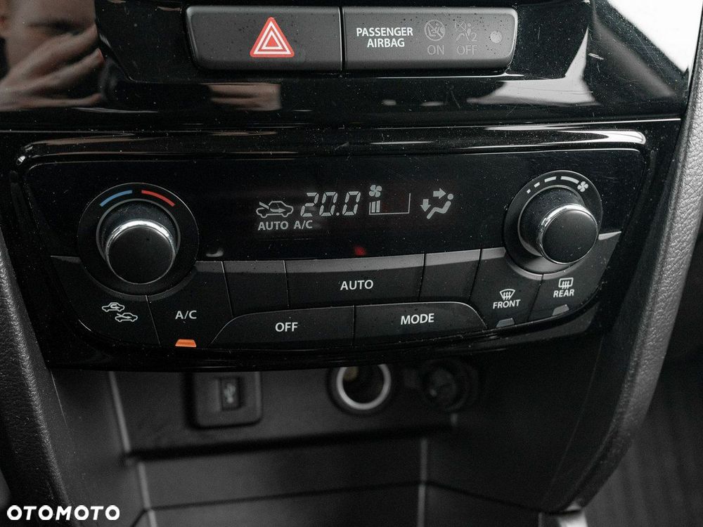 Suzuki Vitara 1.4 Boosterjet mHEV Premium 2WD - 19