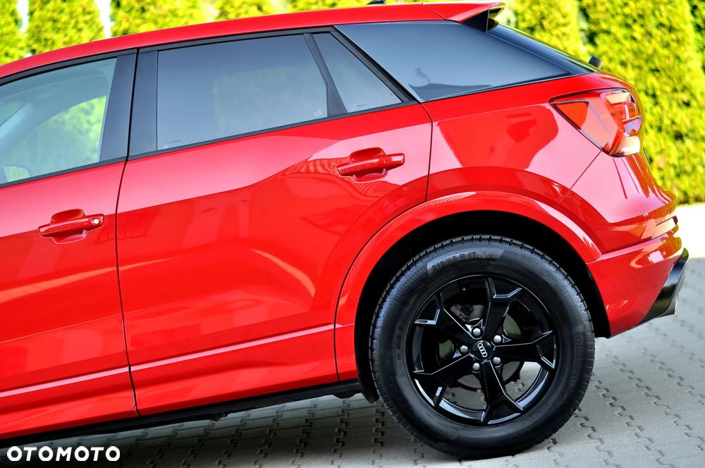 Audi Q2 35 TDI S tronic sport - 13