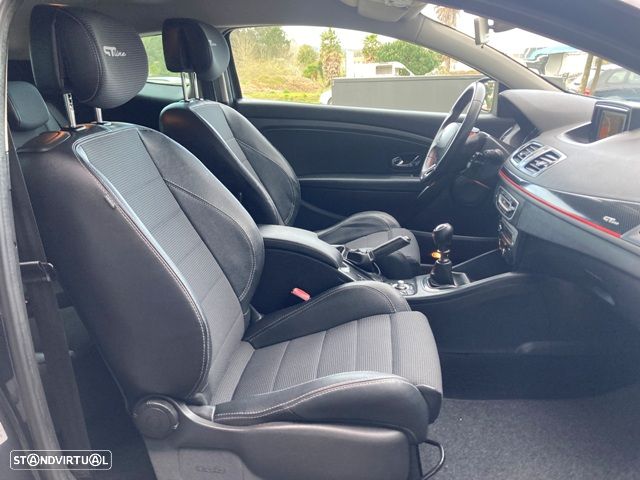 Renault Mégane Coupe - 28