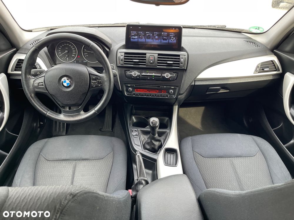 BMW Seria 1 118i Sport Line - 25