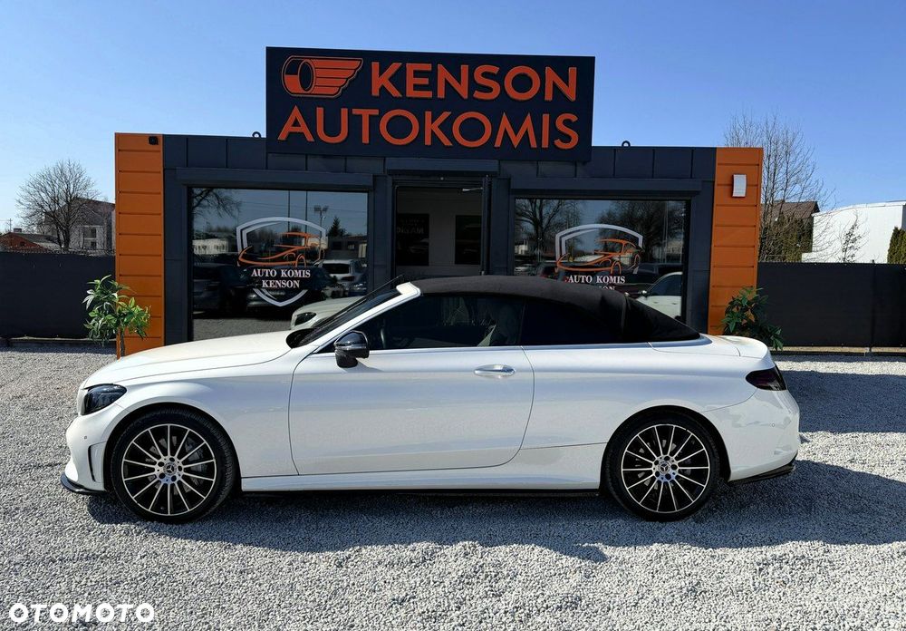 Mercedes-Benz Klasa C 300 4Matic 9G-TRONIC AMG Line - 12