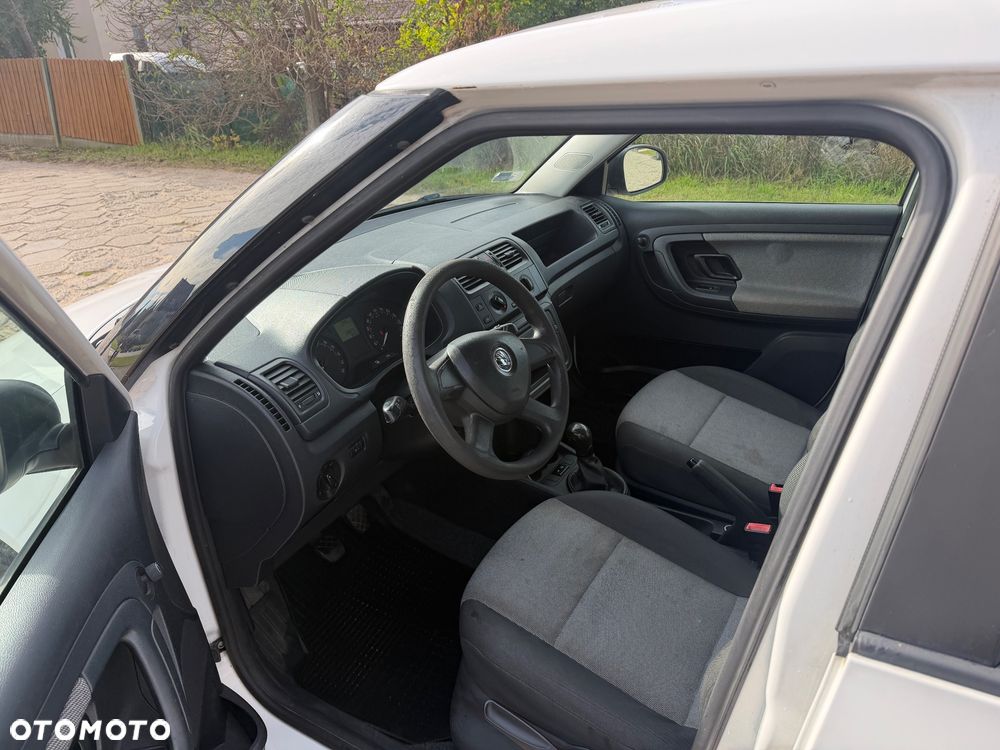 Skoda Fabia - 8