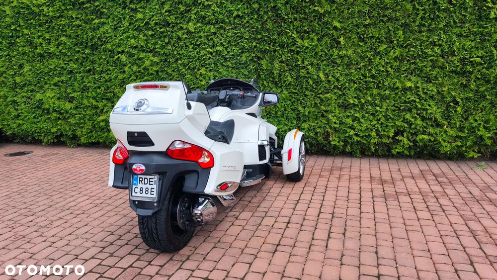 Can-Am Spyder - 3