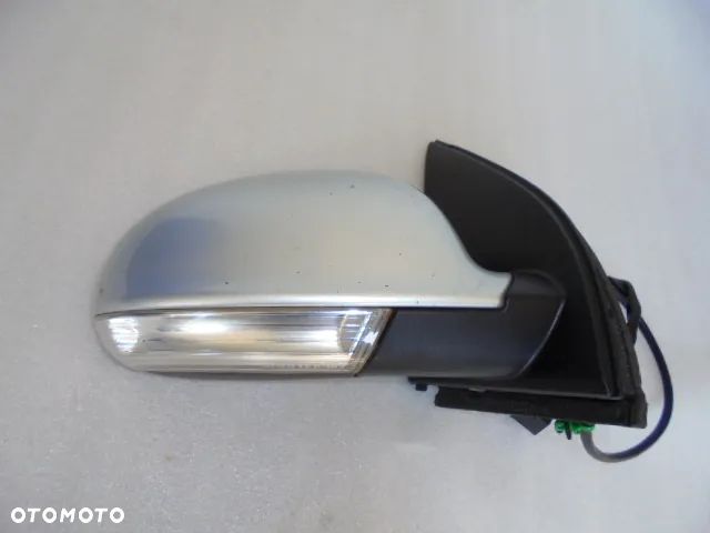 LUSTERKO GOLF V PRAWE SREBRNE LZ7W - 2